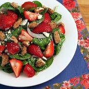 Pilot House Spinach Salad