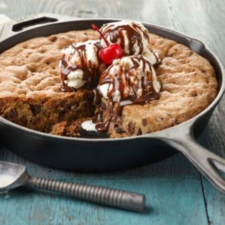 Skillet Cookie Sundae
