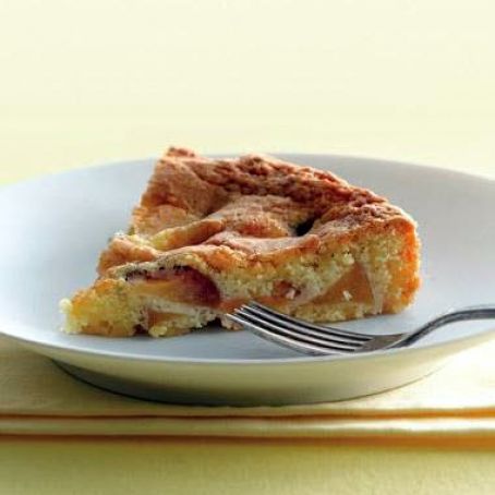 NECTARINE GOLDEN CAKE