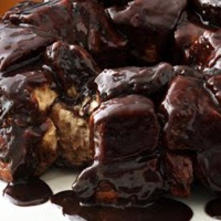 Hot Fudge-Marshmallow Monkey Bread