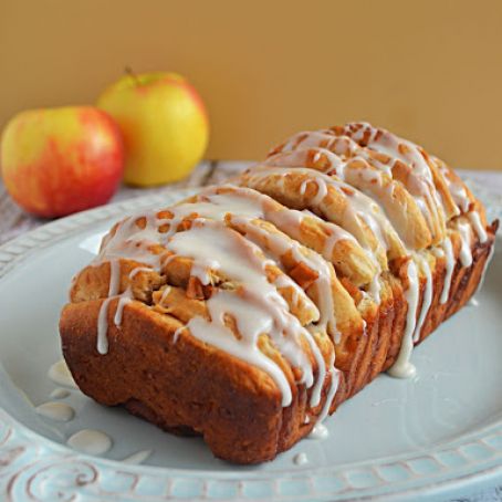 Apple Fritter Pull-Apart Bread