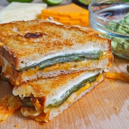 Jalapeno Popper Grilled Cheese Sandwich