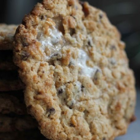 cornflake-chocolate chip-marshmallow cookies
