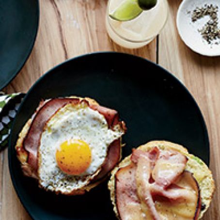 Ham-and-Cheddar Scallion Biscuit Sandwiches