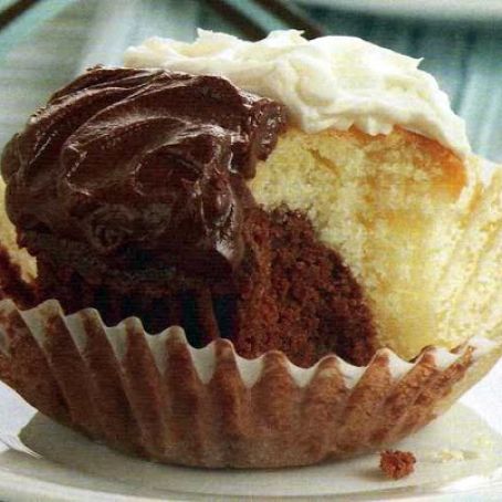 Black and White cupcakes