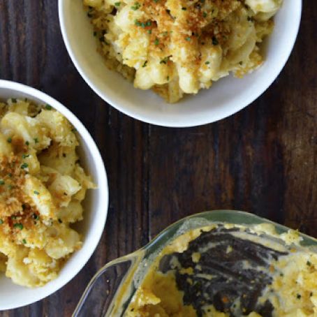 Macaroni and Cheese Roasted Garlic