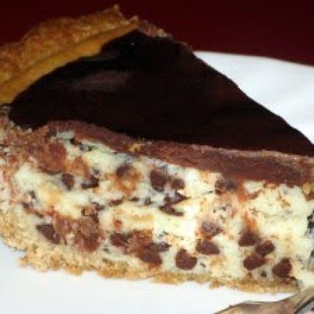 Chocolate Chip Cheesecake Pie