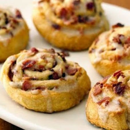 Maple-Bacon Breakfast Rolls