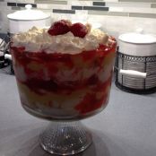 STRAWBERRY BANANA TRIFLE