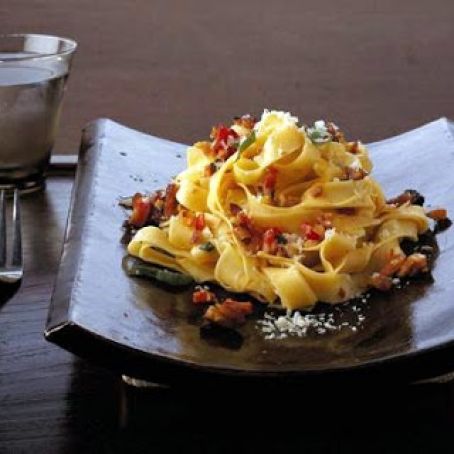 TAGLIATELLE w/CHESTNUTS & PANCETTA