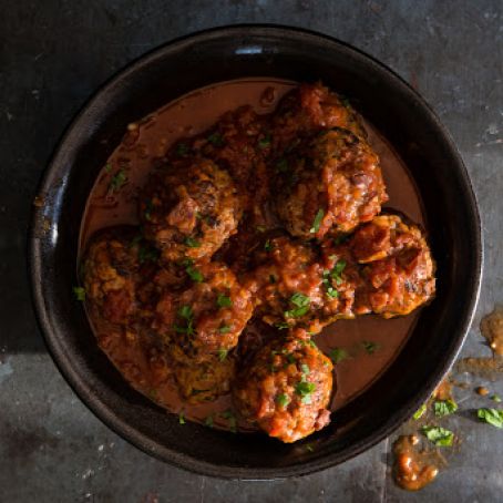 Ricotta Meatballs with Chianti Sauce