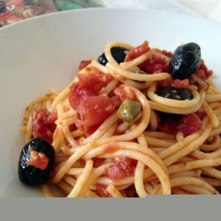 ESPAGUETI EN SALSA PUTTANESCA