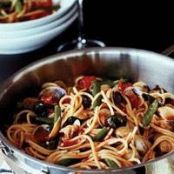 Spaghetti with Clams and Green Beans
