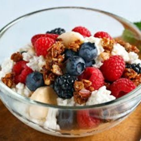 Cottage Berry Crunch
