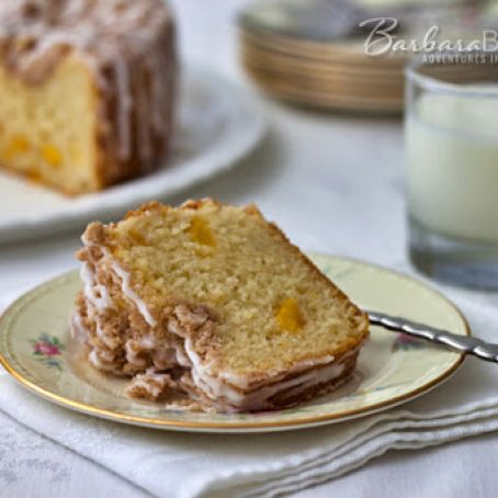 Fresh Peach Coffee Cake