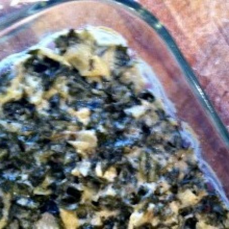 Creamy Kale and Artichoke Dip