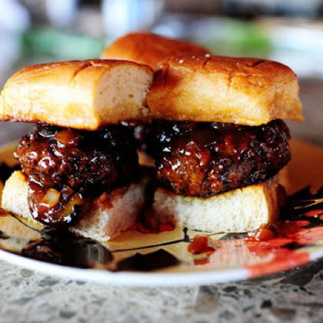 Spicy Whiskey BBQ Sliders