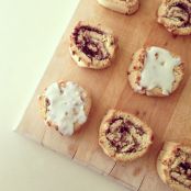 Walnut Raisin Cinnamon Rolls