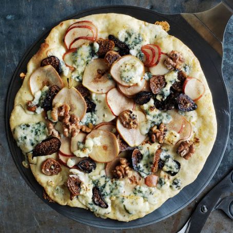 Flatbread with Figs, Pears and Blue Cheese