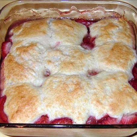 Fresh Strawberry Cobbler Cake
