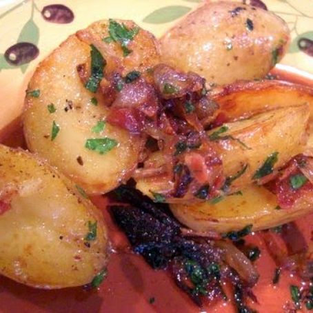 Fingerling Potatoes with Caramelized Onions and Bacon