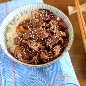 Japanese Beef and Rice Bowl – Gyudon