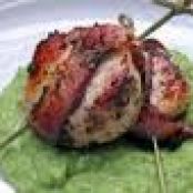 Seared Scallops with White Beans and Bacon