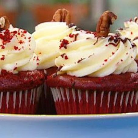 Buddy Valastros Red Velvet Cake