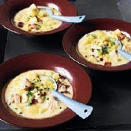 SALMON & CORN CHOWDER w/LIMA BEANS