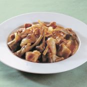 chicken thighs with artichoke and onion