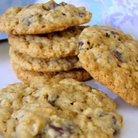 Dessert, Cookies: Chocolate Chip Oatmeal Peanut Butter cookies