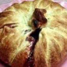 Baked Brie Cheese with Apricot Preserves