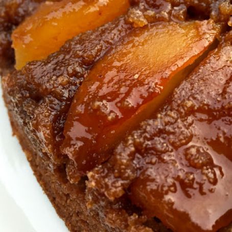 Salted Caramel Apple Cake