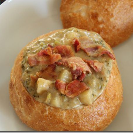 SOPA DE BROCOLI QUESO Y CERVEZA