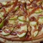 Taffy Apple Pizza
