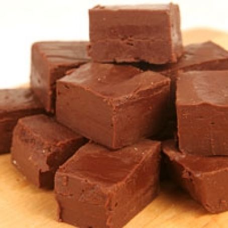 CHOCOLATE PEANUT BUTTER FUDGE