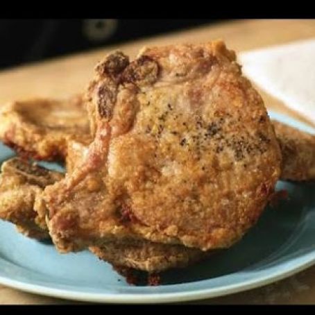 Fried Garlic Pork Chops
