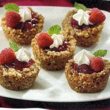 NUTTY RASPBERRY TARTLETS