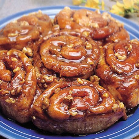 Dad's Gooey Caramel Rolls