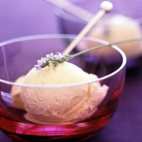 HONEY LAVENDER ICE CREAM