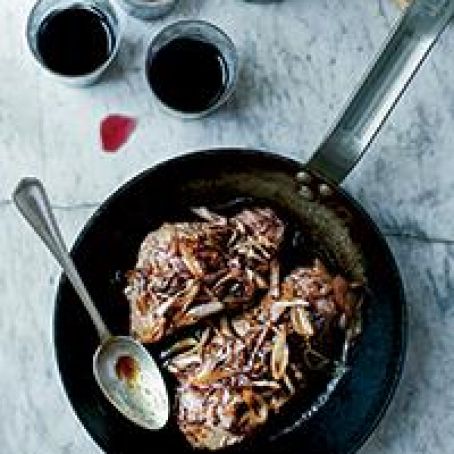 Flank Steaks with Shallot-Red Wine Sauce