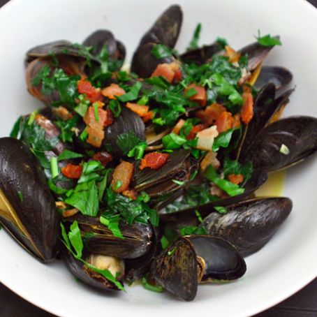 Mussels w/ Tarragon, Bacon, Potato, and Beer
