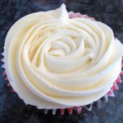 Classic Vanilla Buttercream Frosting