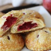 Mini Cranberry Apple Pies {RECIPE}