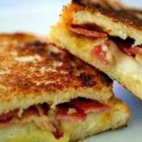 Bacon grilled cheese
