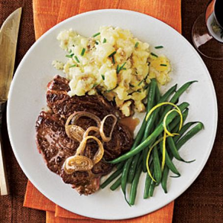 White Wine-Marinated Steak with Chive Smashed Potatoes & Lemon Green Beans