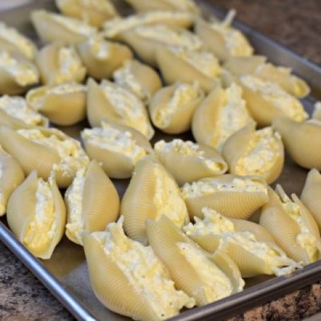 Cheese Stuffed Shells - a great freezer meal!