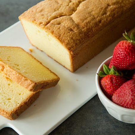Classic Pound Cake