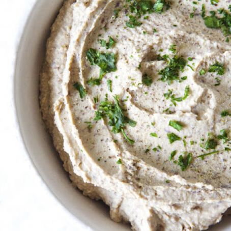 Black bean hummus