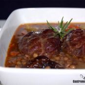 LENTEJAS CON CARRILLERA DE CERDO AL VINO